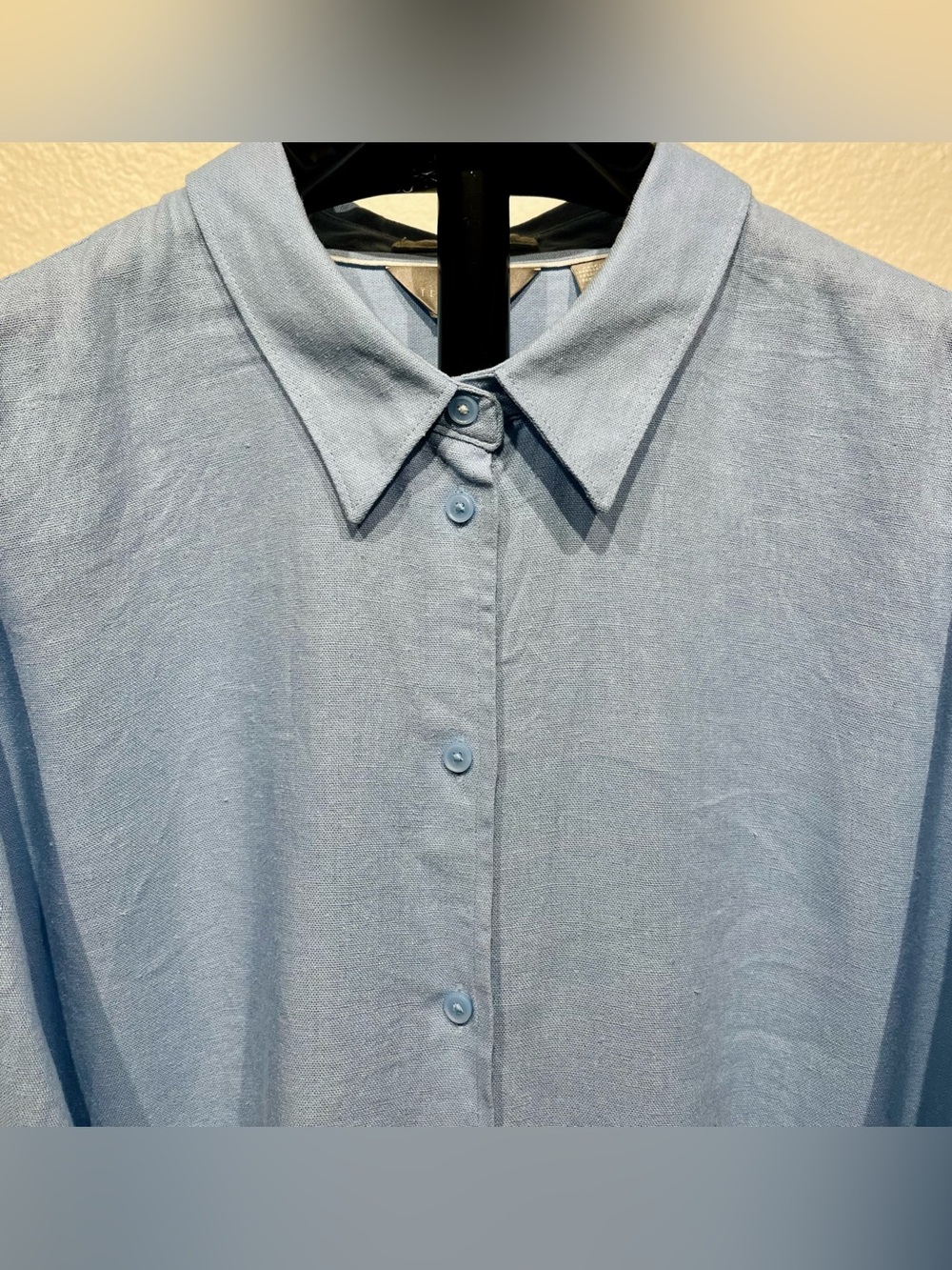 Ted Baker Light Blue Linen-Rayon Blend Button-Down Shirt - Size XL (Women’s) - Picture 2 of 6